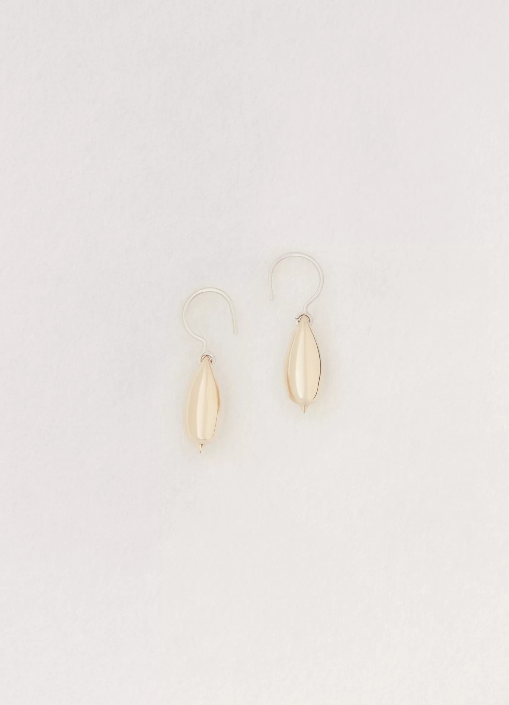 Seed Earrings<LEMAIRE Shop